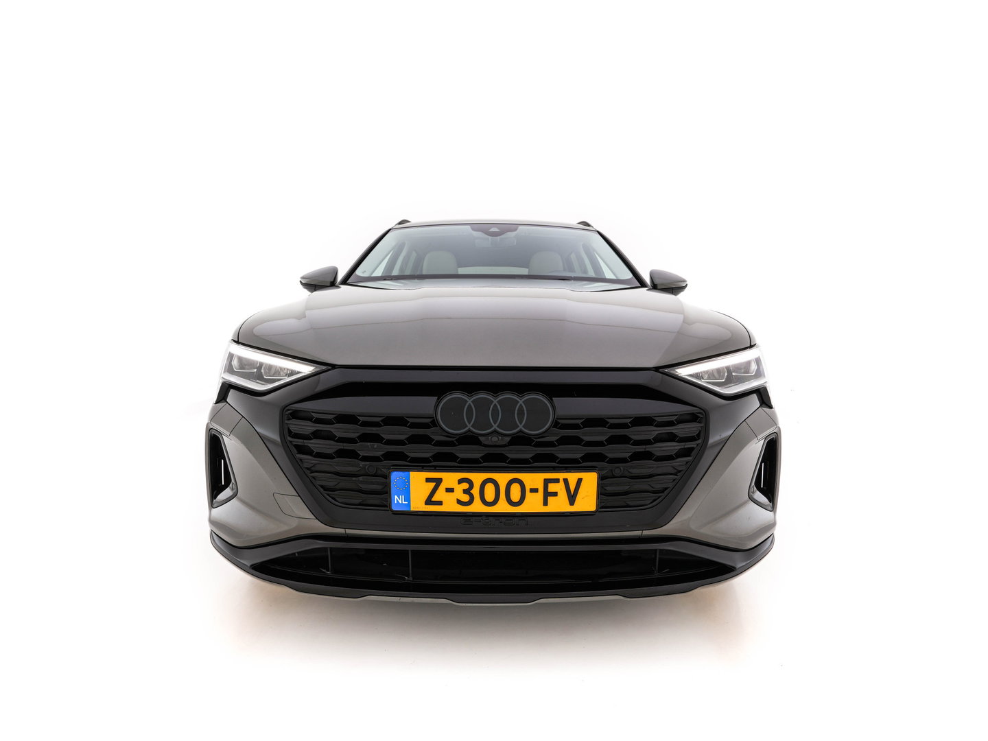 Audi Q8 e-tron 50 quattro Advanced Edition 95 kWh [3-Fase-22kW] {SoH-99%} (INCL-BTW)  Aut. *LEATHER | FULL-LED | MEMORY-PACK | ADAPTIVE-CRUISE | CAMERA | PRIVACY-GLASS | DIGI-COCKPIT | SHIFTPADDLES | DAB | AMBIENTLIGHT | TOWBAR | 20''ALU*