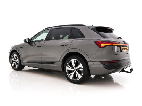 Audi Q8 e-tron 50 quattro Advanced Edition 95 kWh [3-Fase-22kW] {SoH-99%} (INCL-BTW)  Aut. *LEATHER | FULL-LED | MEMORY-PACK | ADAPTIVE-CRUISE | CAMERA | PRIVACY-GLASS | DIGI-COCKPIT | SHIFTPADDLES | DAB | AMBIENTLIGHT | TOWBAR | 20''ALU*