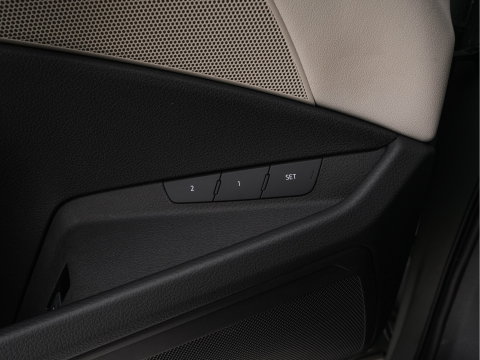Audi Q8 e-tron 50 quattro Advanced Edition 95 kWh [3-Fase-22kW] {SoH-99%} (INCL-BTW)  Aut. *LEATHER | FULL-LED | MEMORY-PACK | ADAPTIVE-CRUISE | CAMERA | PRIVACY-GLASS | DIGI-COCKPIT | SHIFTPADDLES | DAB | AMBIENTLIGHT | TOWBAR | 20''ALU*