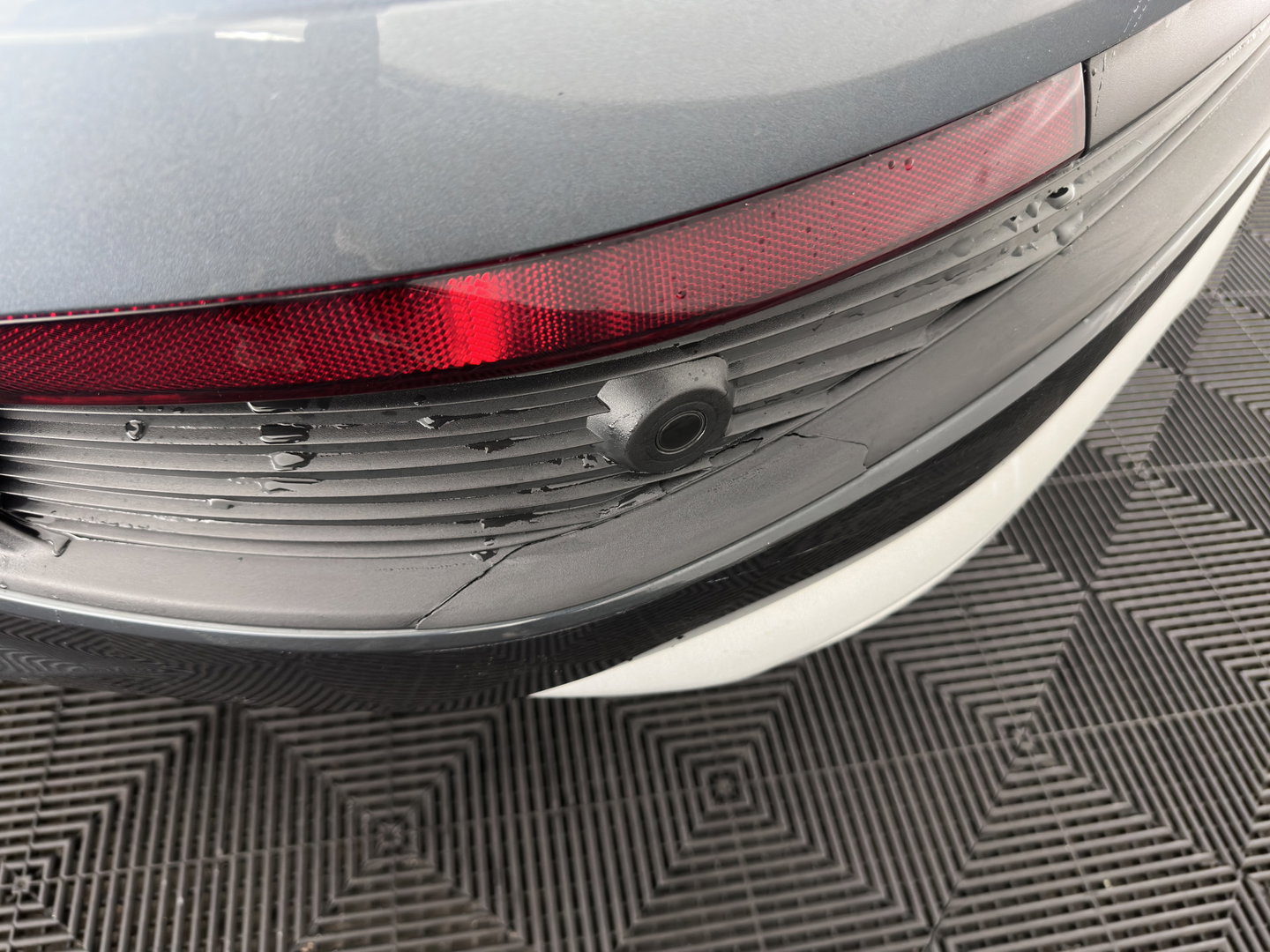 Audi Q4 e-tron 35 Launch edition Advanced Plus 55 kWh (INCL-BTW) Aut. *HEAT-PUMP | PANO | LEATHER | ADAPTIVE-CRUISE | MATRIX-LED | KEYLESS | SONOS-SOUND |  DIGI-COCKPIT | DAB | CARPLAY | HEATED-SPORTSEATS | CRUISE | 19''ALU*
