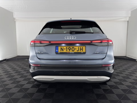 Audi Q4 e-tron 35 Launch edition Advanced Plus 55 kWh (INCL-BTW) Aut. *HEAT-PUMP | PANO | LEATHER | ADAPTIVE-CRUISE | MATRIX-LED | KEYLESS | SONOS-SOUND |  DIGI-COCKPIT | DAB | CARPLAY | HEATED-SPORTSEATS | CRUISE | 19''ALU*