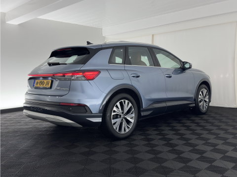 Audi Q4 e-tron 35 Launch edition Advanced Plus 55 kWh (INCL-BTW) Aut. *HEAT-PUMP | PANO | LEATHER | ADAPTIVE-CRUISE | MATRIX-LED | KEYLESS | SONOS-SOUND |  DIGI-COCKPIT | DAB | CARPLAY | HEATED-SPORTSEATS | CRUISE | 19''ALU*
