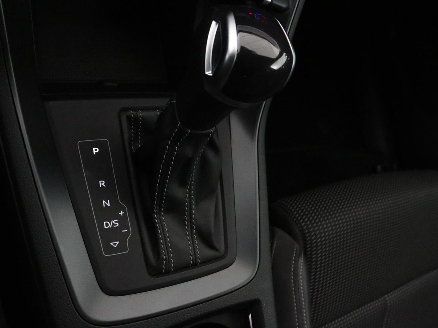 Audi Q3 Sportback 35 TFSI S Edition Camera | Adaptive cruise control | Carplay | Stoelverwarming | Elektrische kofferbak | S-Line |