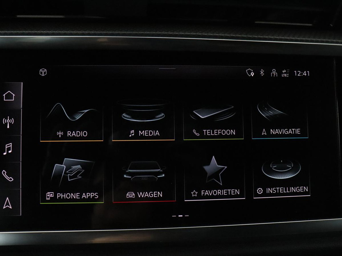 Audi Q3 Sportback 35 TFSI S Edition Camera | Adaptive cruise control | Carplay | Stoelverwarming | Elektrische kofferbak | S-Line |