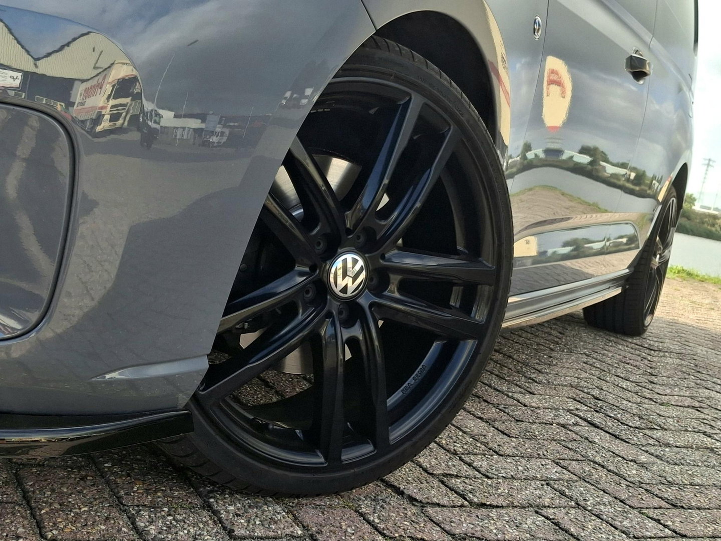 Volkswagen Caddy Cargo 2.0 TDI BUMPERPAKKET | CAMERA | AUT | LED | CUSTOM LEDER | SENSOREN VOOR + ACHTER