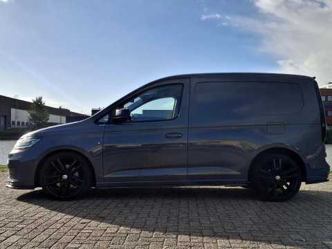 Volkswagen Caddy Cargo 2.0 TDI BUMPERPAKKET | CAMERA | AUT | LED | CUSTOM LEDER | SENSOREN VOOR + ACHTER