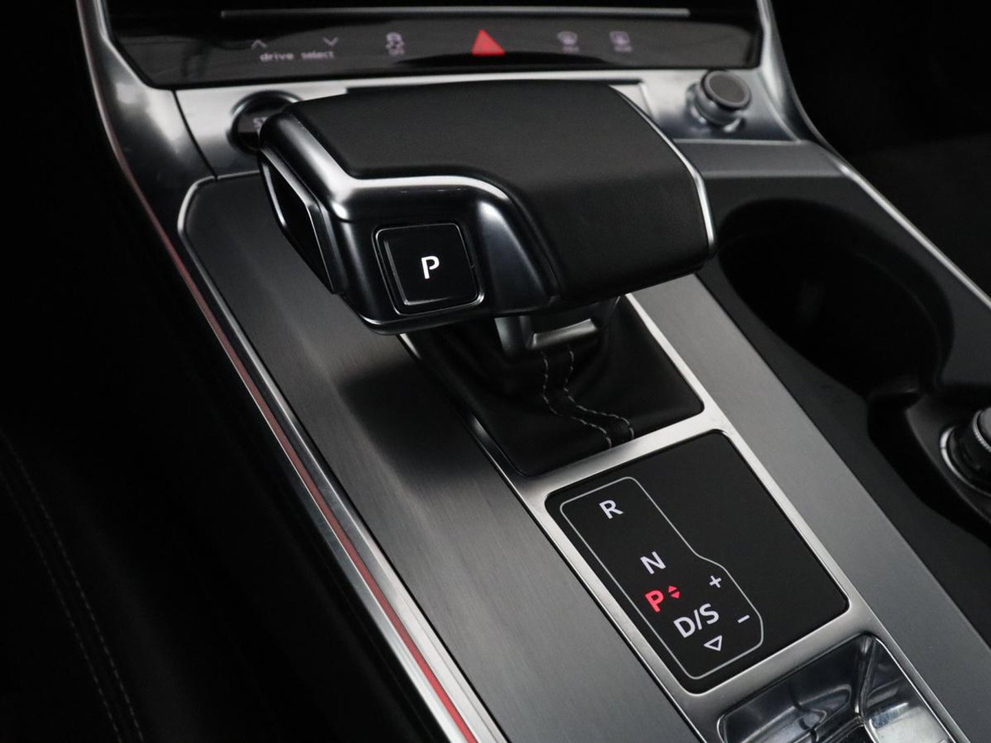 Audi A6 Avant 45 TFSI S edition