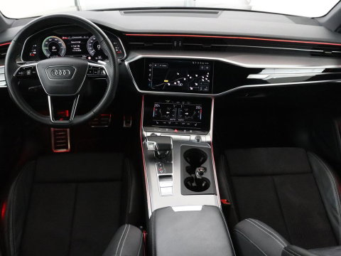 Audi A6 Avant 45 TFSI S edition
