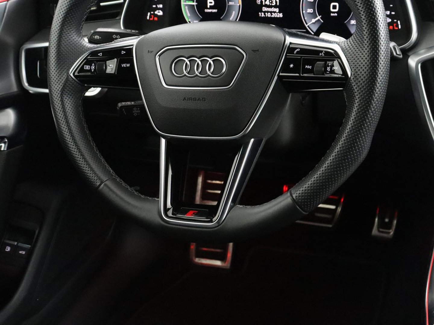 Audi A6 Avant 45 TFSI S edition