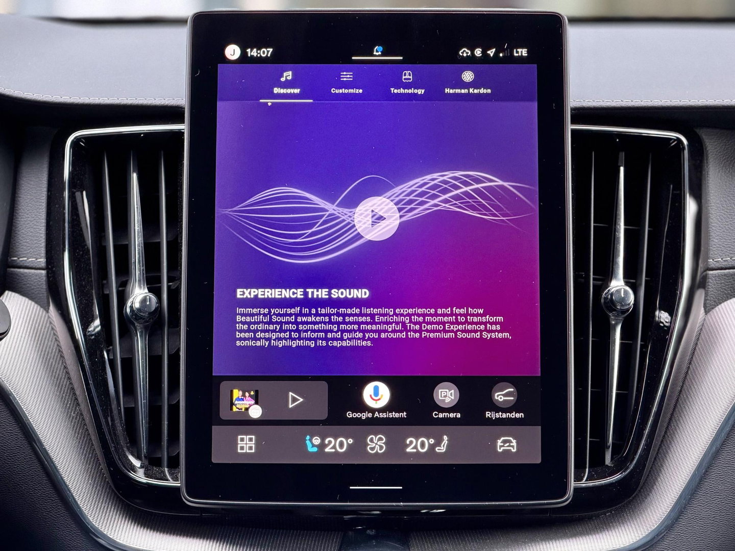 Volvo XC60 2.0 T8 455 PK Plug-in hybrid AWD Ultra Black Ed. |Pano|H/K|Leer|Massage|Ventilatie|