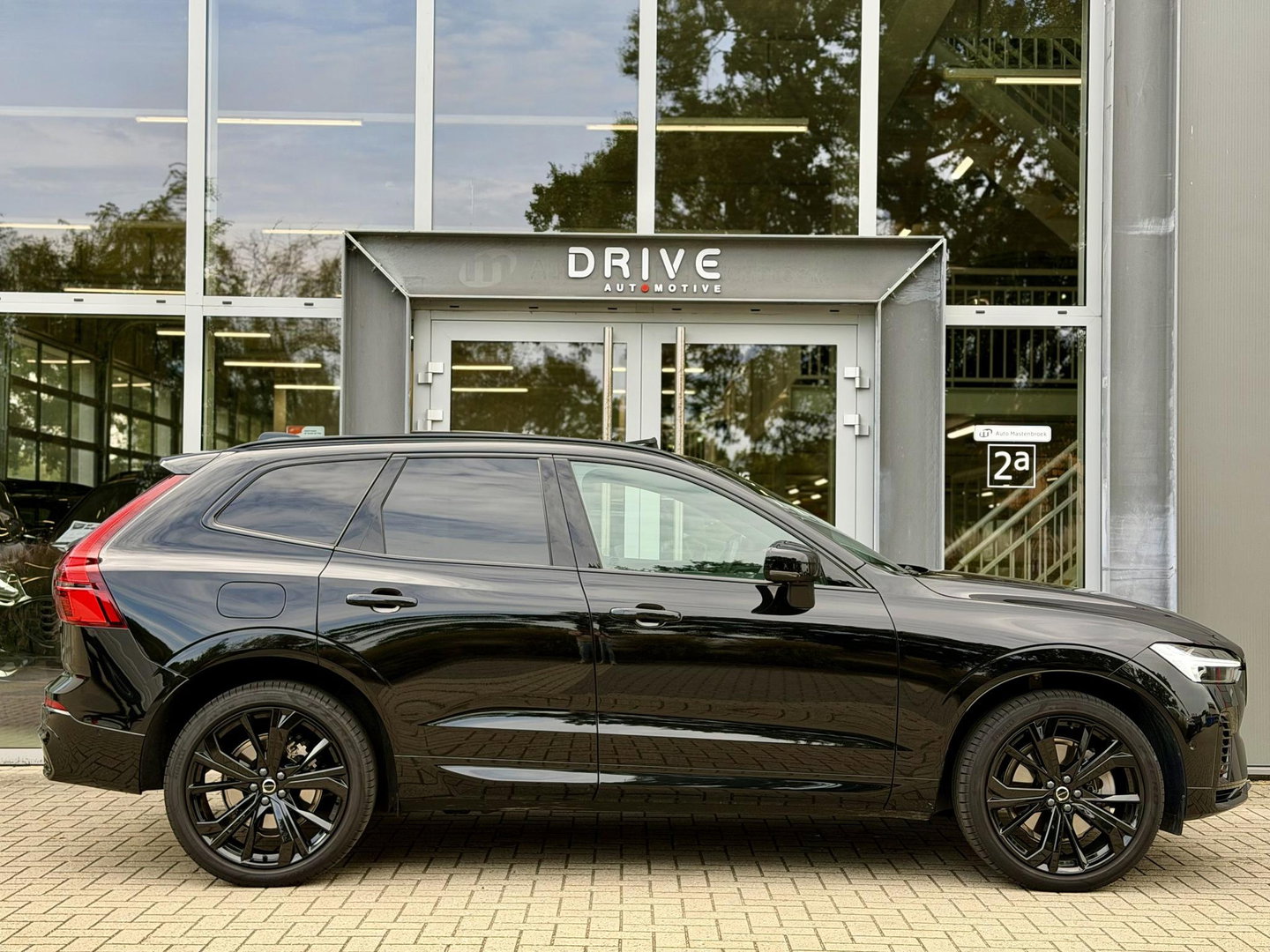 Volvo XC60 2.0 T8 455 PK Plug-in hybrid AWD Ultra Black Ed. |Pano|H/K|Leer|Massage|Ventilatie|
