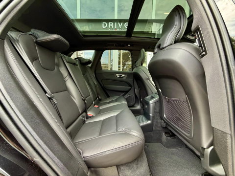 Volvo XC60 2.0 T8 455 PK Plug-in hybrid AWD Ultra Black Ed. |Pano|H/K|Leer|Massage|Ventilatie|