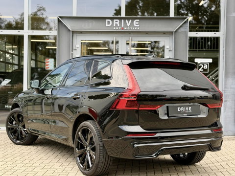 Volvo XC60 2.0 T8 455 PK Plug-in hybrid AWD Ultra Black Ed. |Pano|H/K|Leer|Massage|Ventilatie|