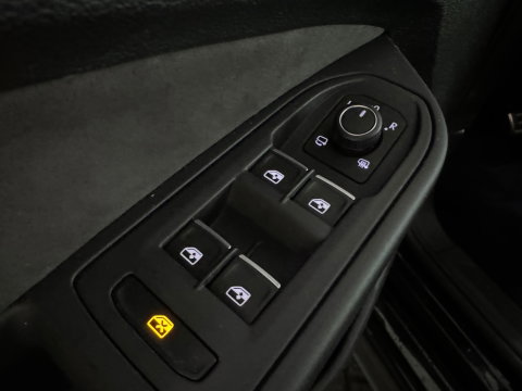 Volkswagen Golf 2.0 TSI GTI Pano|HuD|Harman Kardon|Camera|Sfeer