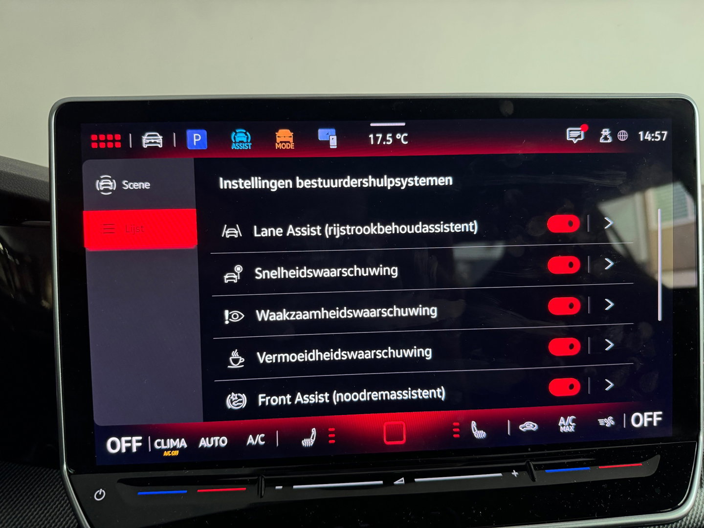 Volkswagen Golf 2.0 TSI GTI Pano|HuD|Harman Kardon|Camera|Sfeer