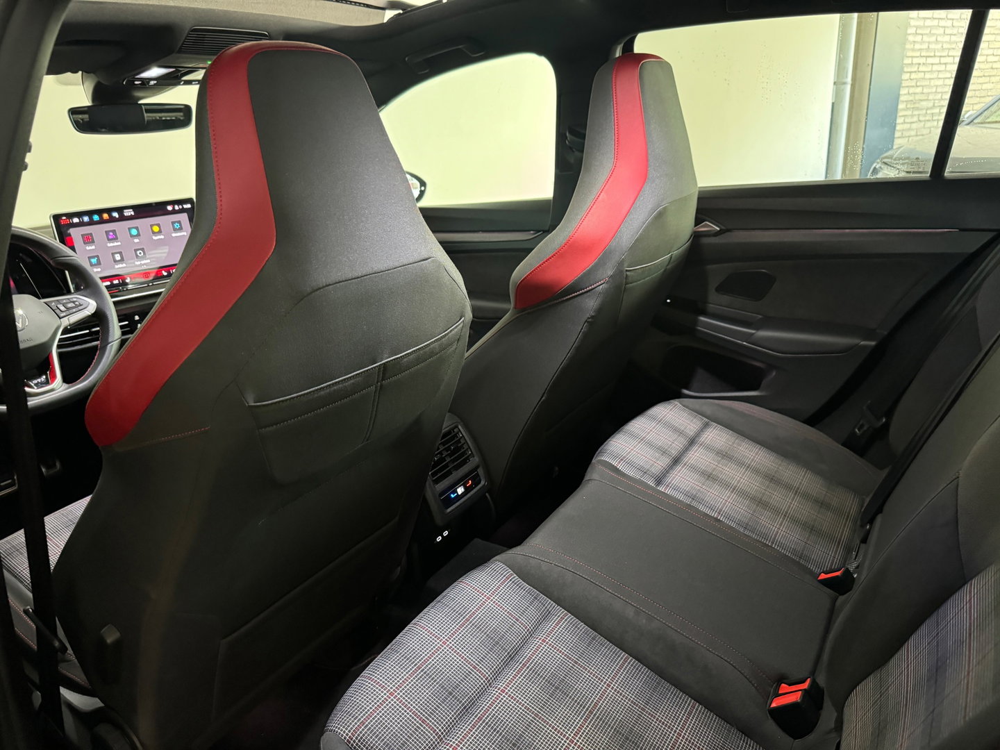 Volkswagen Golf 2.0 TSI GTI Pano|HuD|Harman Kardon|Camera|Sfeer
