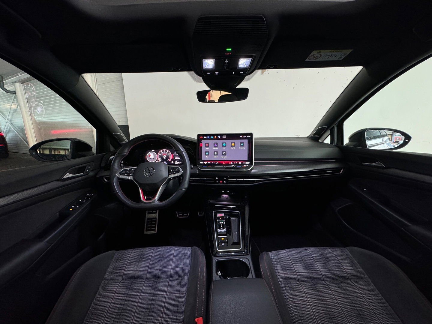 Volkswagen Golf 2.0 TSI GTI Pano|HuD|Harman Kardon|Camera|Sfeer