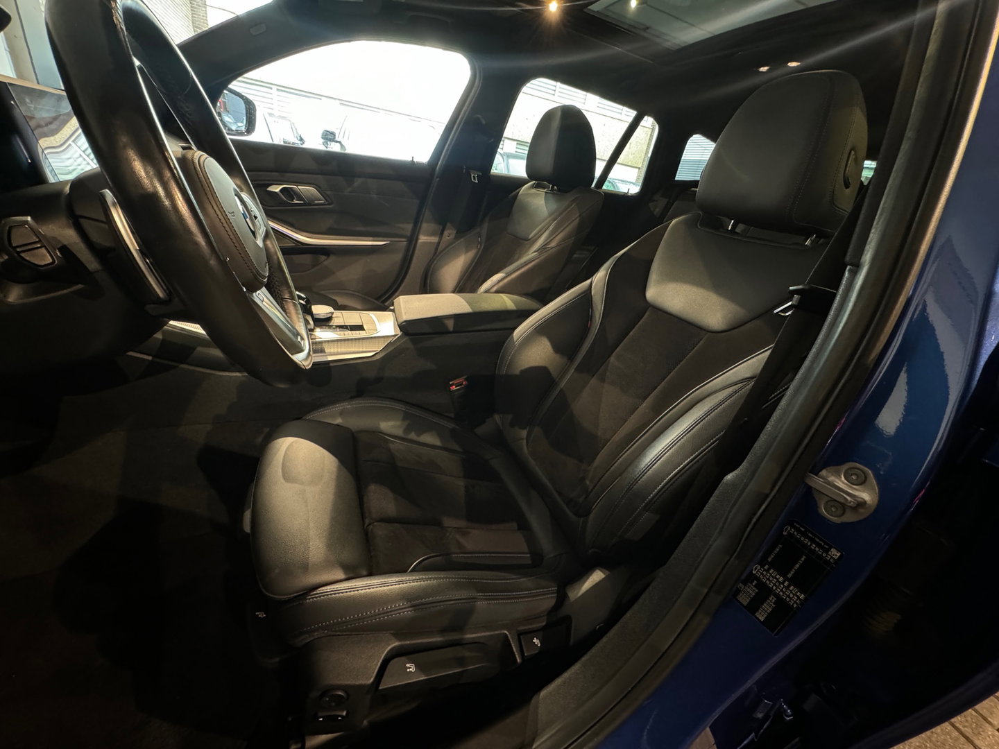 BMW 3 Serie Touring 330i Pano|Harman Kardon|HuD|Trekhaak|Keyless|Laser