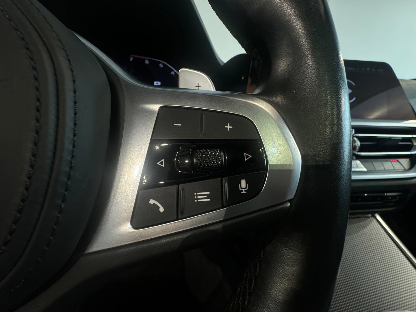 BMW 3 Serie Touring 330i M Sport Pano|HuD|H/K|Laser|Trekhaak