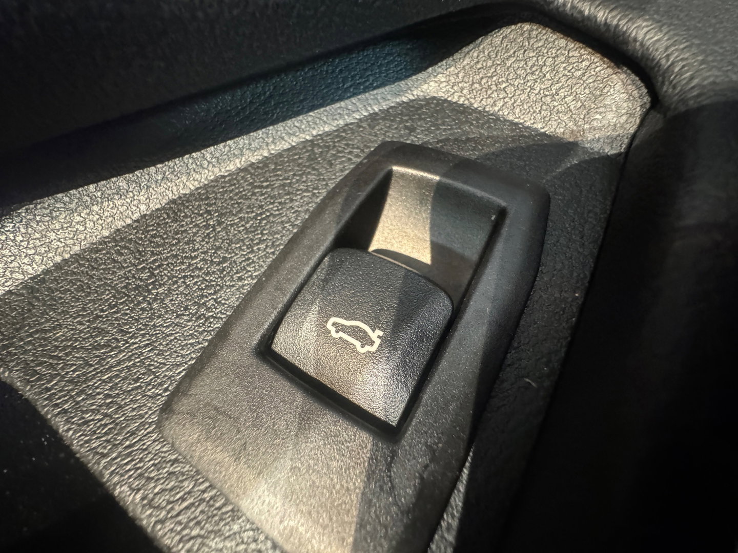 BMW 3 Serie Touring 330i Pano|Harman Kardon|HuD|Trekhaak|Keyless|Laser