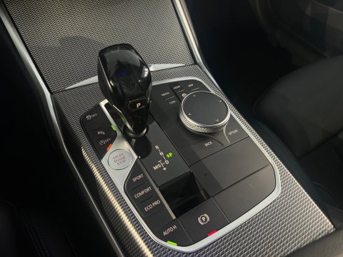 BMW 3 Serie Touring 330i Pano|Harman Kardon|HuD|Trekhaak|Keyless|Laser