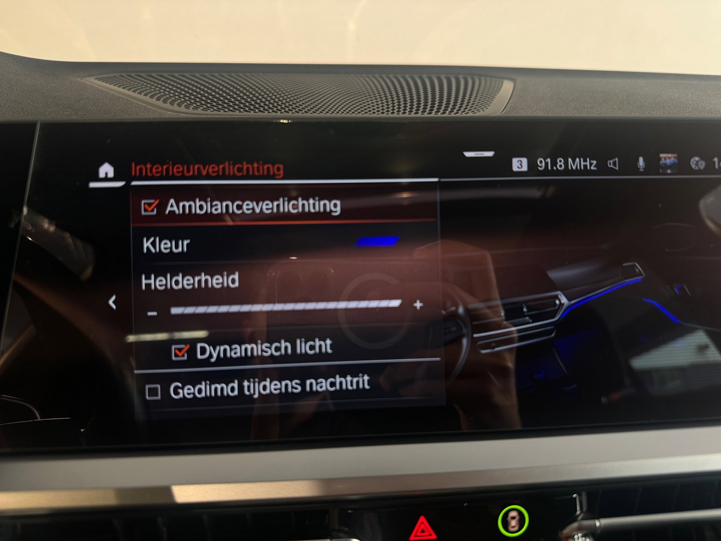 BMW 3 Serie Touring 330i Pano|Harman Kardon|HuD|Trekhaak|Keyless|Laser