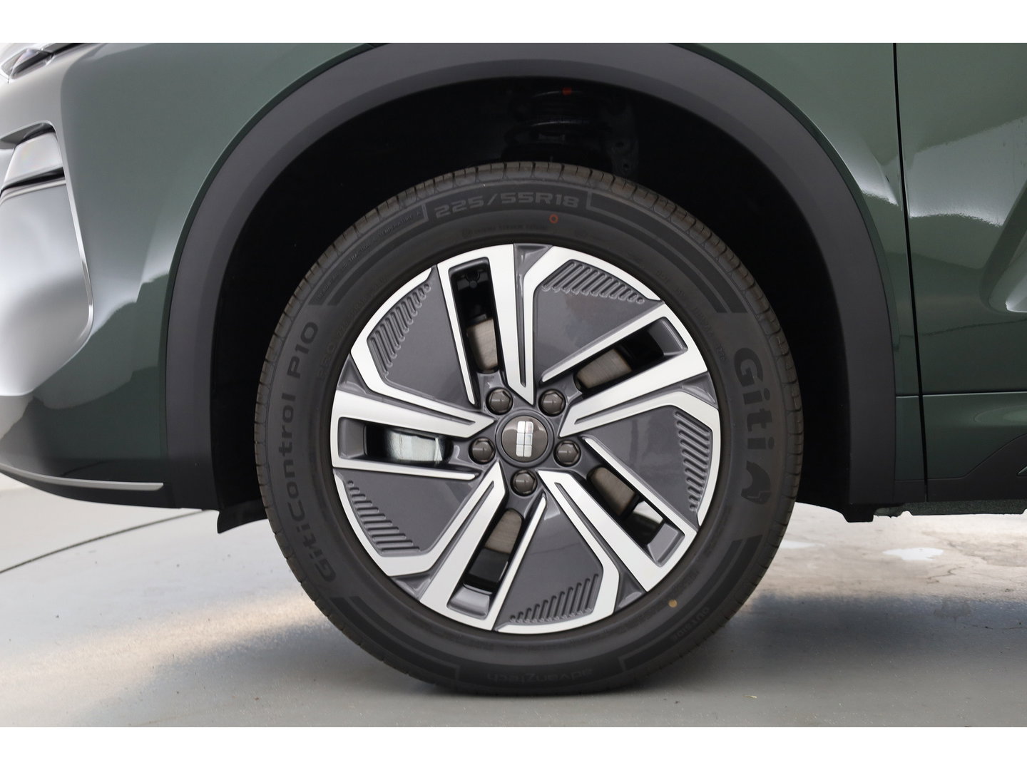 GEELY Starray EM-i 1.5 Pro | Voorraad! | 18,4 kWh batterij | 83km WLTP | 30 kW snellaadvermogen | Stoel- Stuurverw. | 360cam