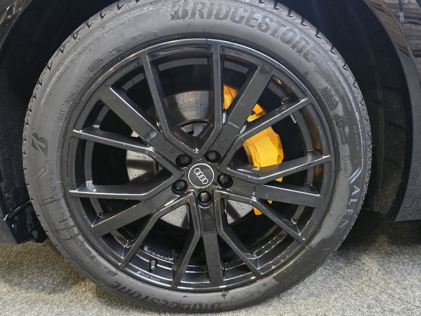 Audi e-tron 55 quattro S edition 95 kWh 2x S-Line Black Edition Camera Navi 21"LM 95.4% SOH