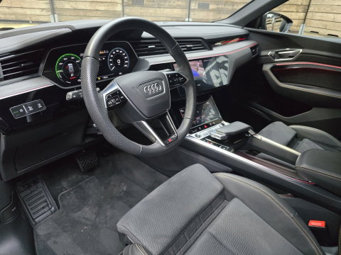 Audi e-tron 55 quattro S edition 95 kWh 2x S-Line Black Edition Camera Navi 21"LM 95.4% SOH