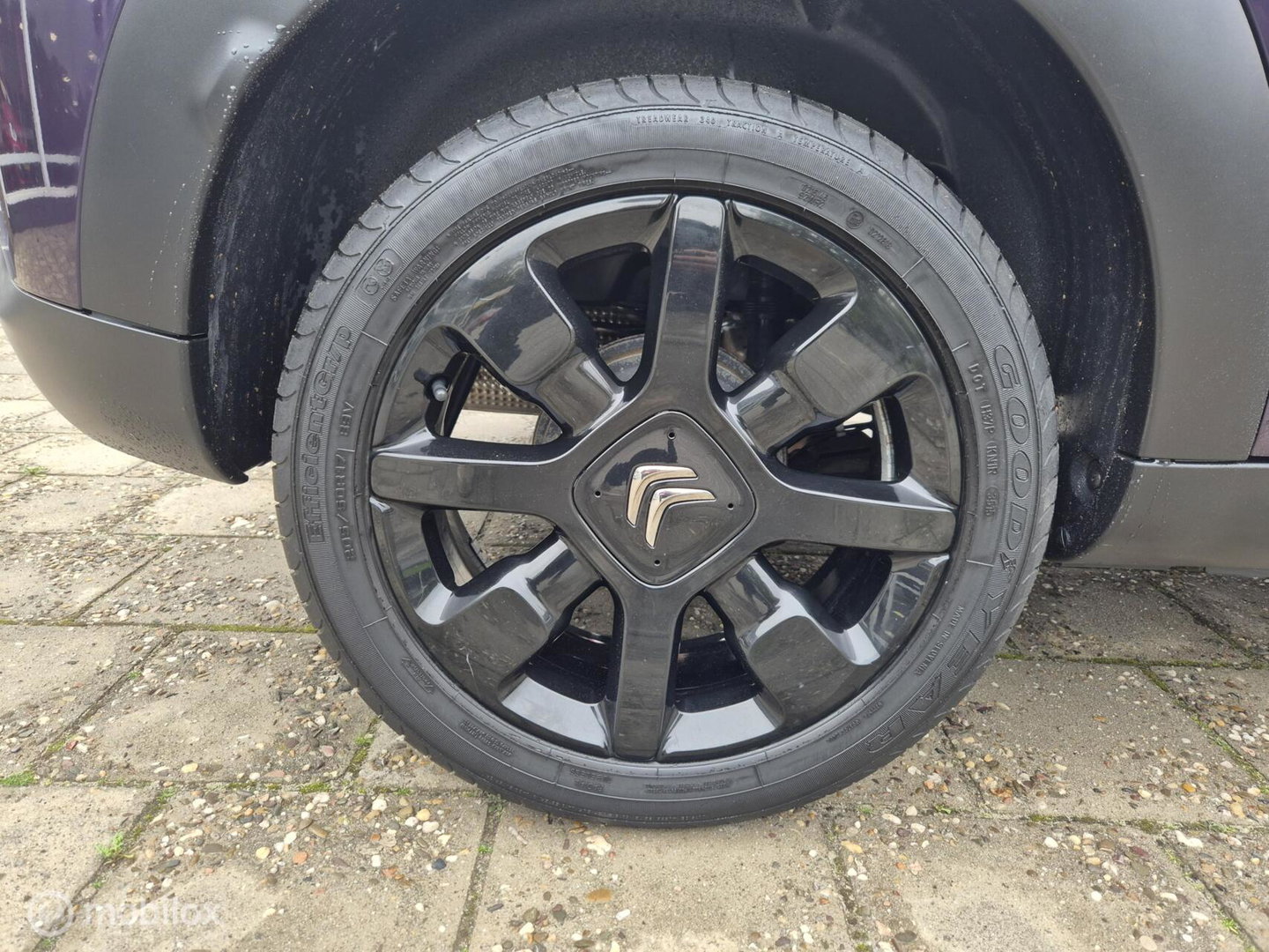 Citroën C4 Cactus 1.2 PureTech Shine, Automaat, Nieuwe DRiem