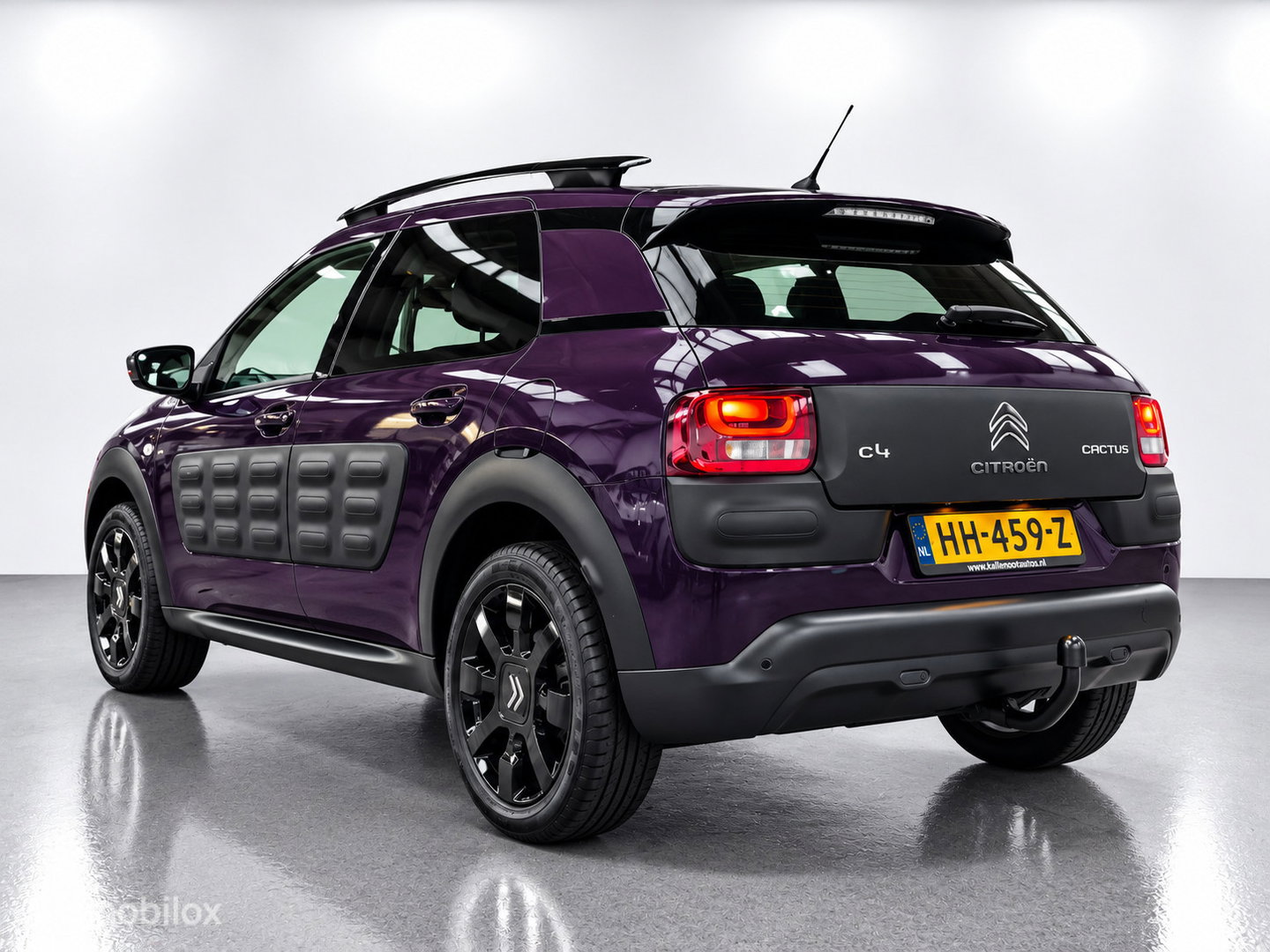 Citroën C4 Cactus 1.2 PureTech Shine, Automaat, Nieuwe DRiem