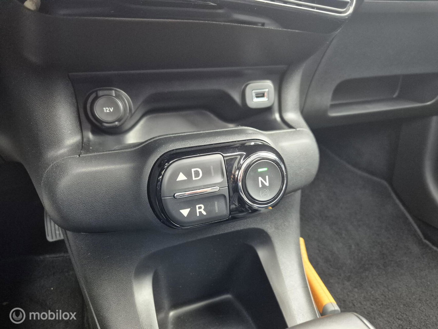 Citroën C4 Cactus 1.2 PureTech Shine, Automaat, Nieuwe DRiem