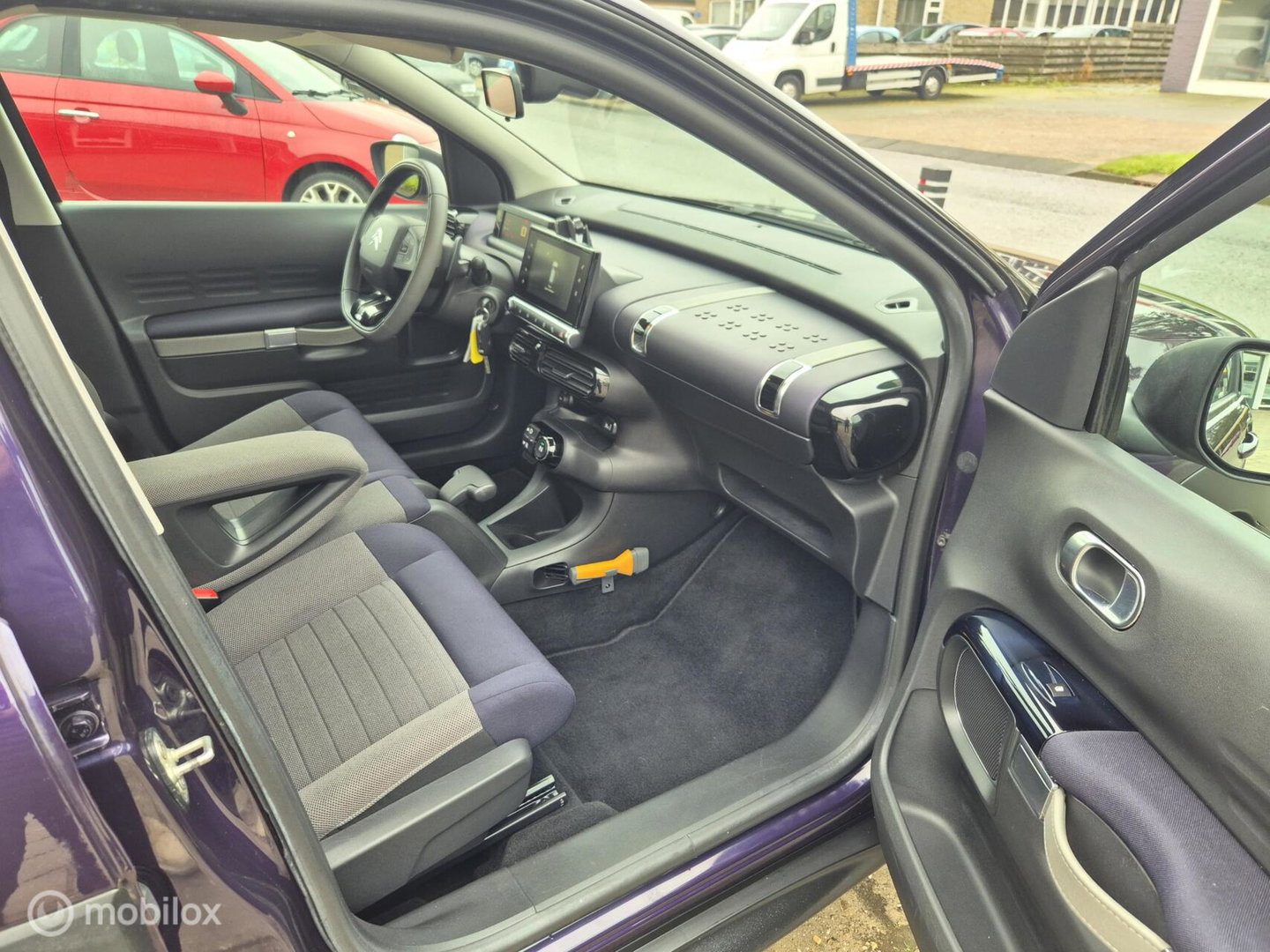 Citroën C4 Cactus 1.2 PureTech Shine, Automaat, Nieuwe DRiem