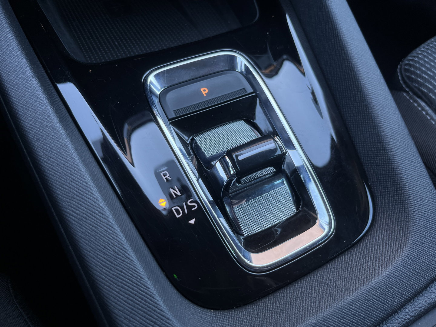 Škoda Octavia Combi 1.5 e-TSI Business Edition | Keyless Go/Entry | Apple Carplay | Cruise Control | Airconditioning |