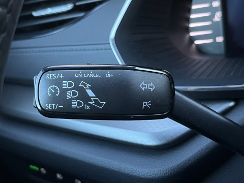 Škoda Octavia Combi 1.5 e-TSI Business Edition | Keyless Go/Entry | Apple Carplay | Cruise Control | Airconditioning |