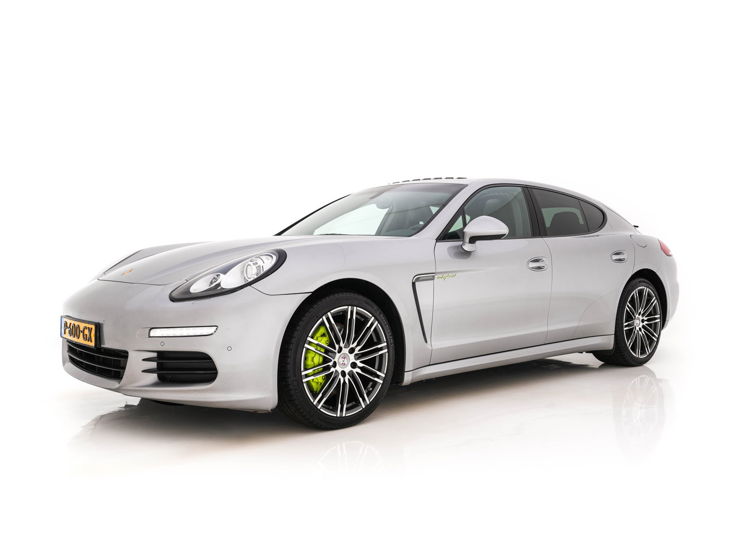 Porsche Panamera 3.0 S E-Hybrid (Plug-In) Aut. *PANO | LEATHER | XENON | HEATED-SPORTSEATS | MEMORY-PACK | BOSE-SOUND | AIR-SUSPENSION | NAVI-FULLMAP | CAMERA | PRIVACY-GLASS | SHIFTPADDLES | ECC | PDC | CRUISE | 20''ALU*