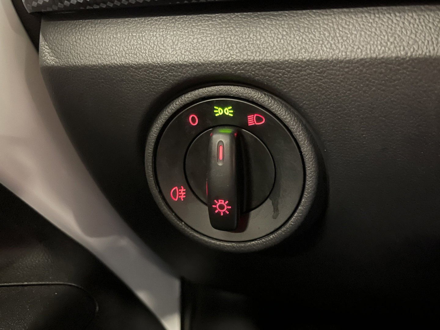 Volkswagen up! 1.0 | Bluetooth | Airconditioning | Led dagrijverlichting | Isofix | Elektrische Ramen |