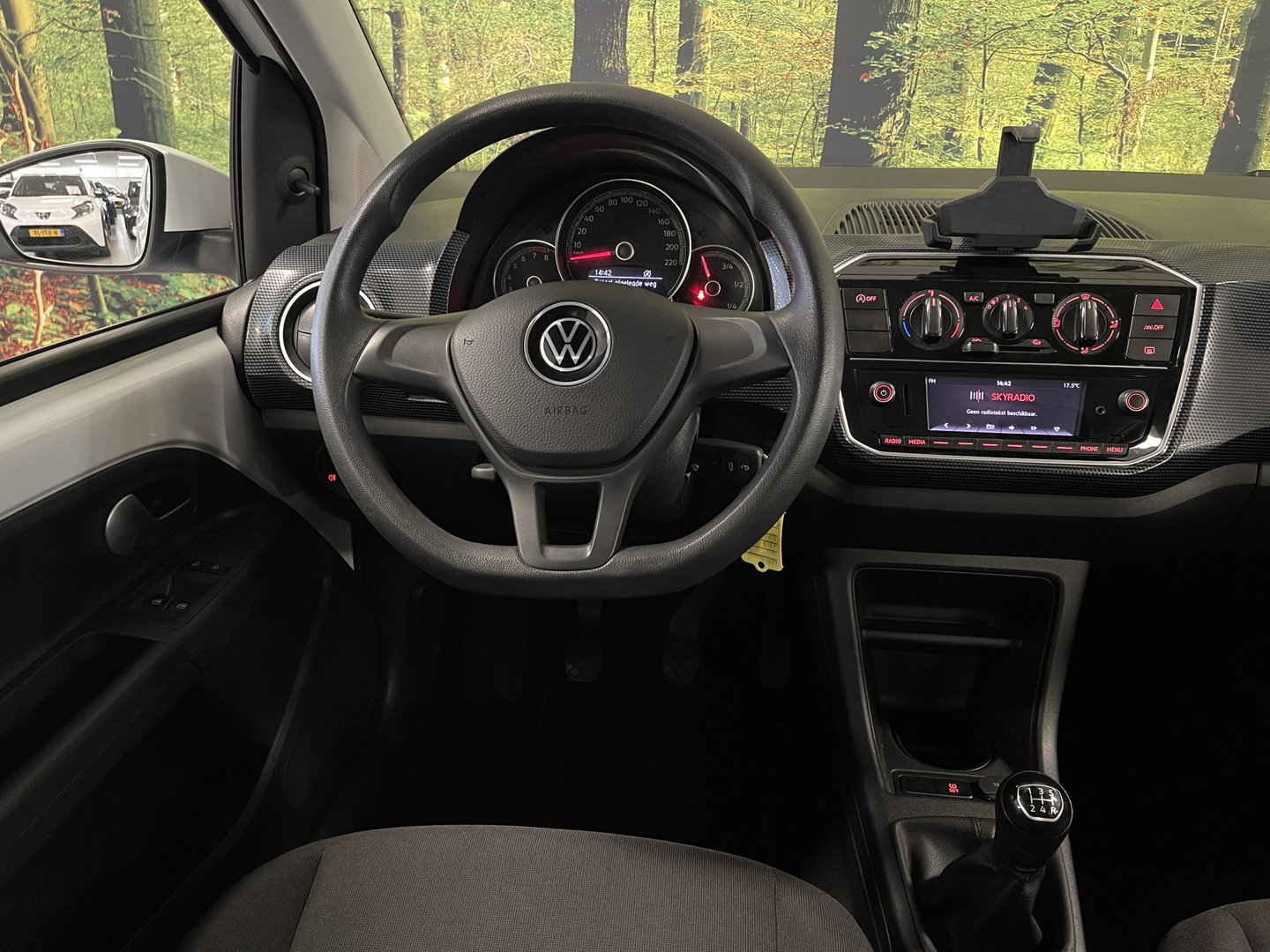 Volkswagen up! 1.0 | Bluetooth | Airconditioning | Led dagrijverlichting | Isofix | Elektrische Ramen |