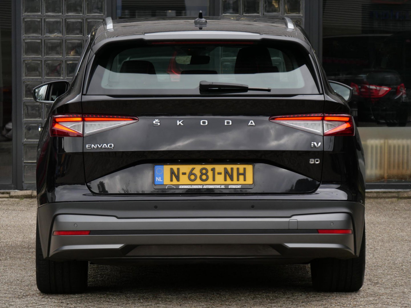 Škoda Enyaq iV 80/ TREKHAAK/ ADAPTIVE CRUISE/ CRYSTAL FACE GRILLE/ BLINDSPOT/ SOH 93%