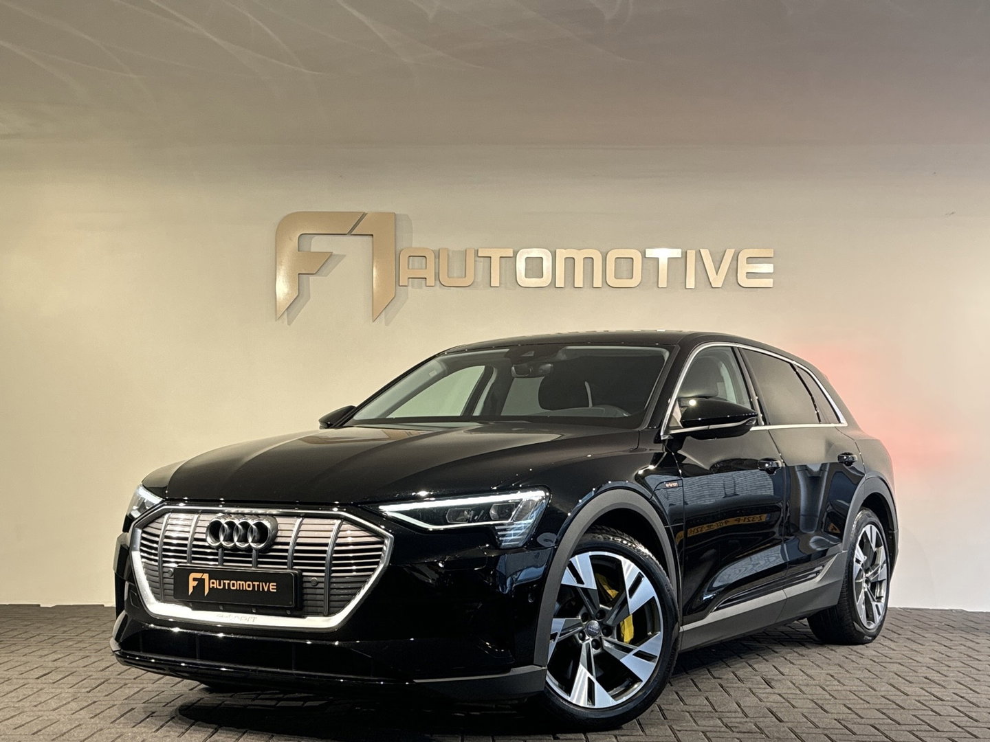 Audi e-tron 55 quattro S edition 95 kWh 96,2%|Trekhaak|Luchtvering|Lane Assist