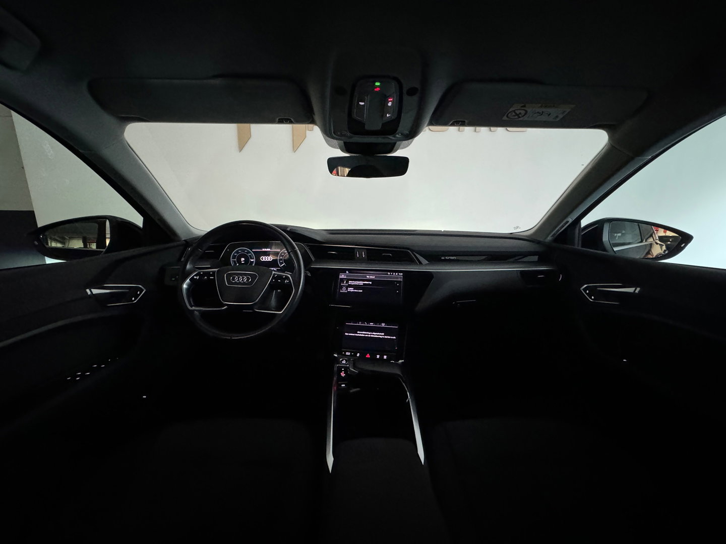 Audi e-tron 55 quattro S edition 95 kWh 96,2%|Trekhaak|Luchtvering|Lane Assist