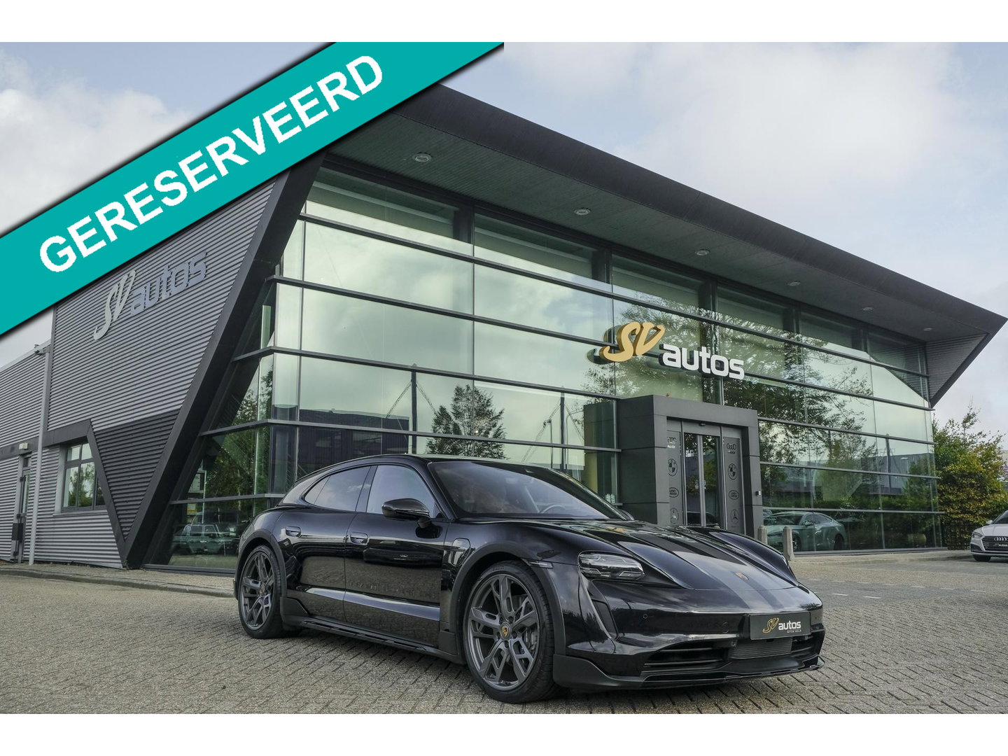 Porsche Taycan Cross Turismo 4 476pk 93 kWh Panoramadak Performance plus Bose Passenger display 21" LMV NLauto Matrix led Warmtepomp