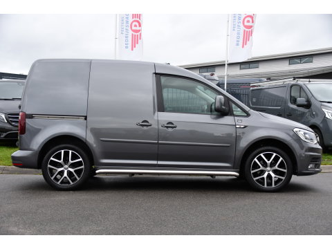 Volkswagen Caddy 2.0 TDI L1H1 BMT Highline Adaptieve Cruise, Carplay, LED, Clima, Stoelverwarming, 150pk, Automaat, Leder, Uniek!