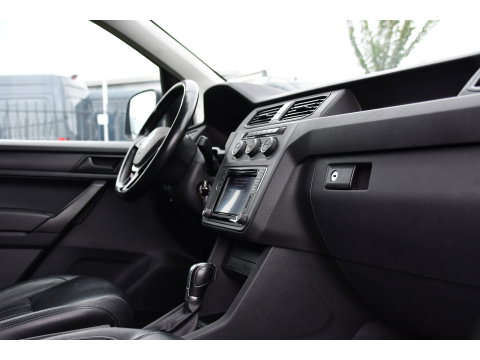 Volkswagen Caddy 2.0 TDI L1H1 BMT Highline Adaptieve Cruise, Carplay, LED, Clima, Stoelverwarming, 150pk, Automaat, Leder, Uniek!