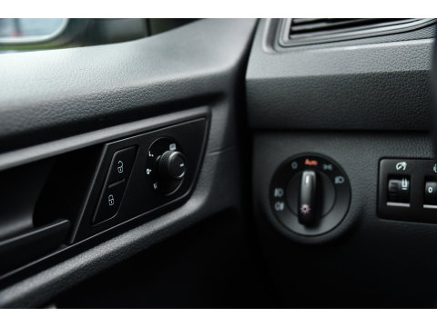 Volkswagen Caddy 2.0 TDI L1H1 BMT Highline Adaptieve Cruise, Carplay, LED, Clima, Stoelverwarming, 150pk, Automaat, Leder, Uniek!