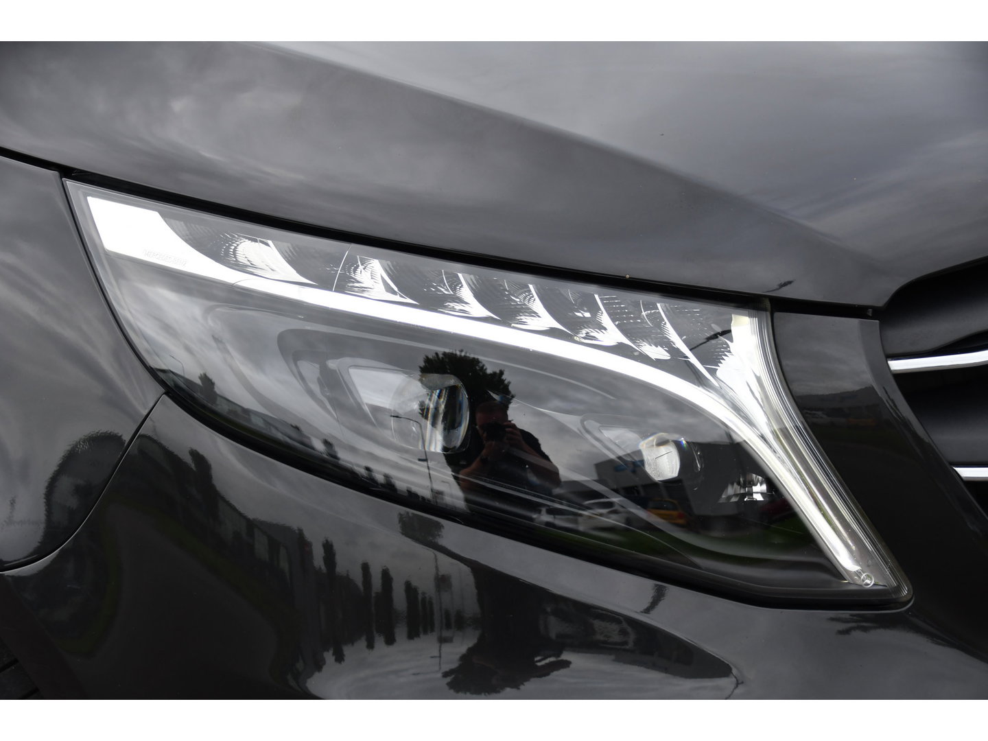 Mercedes-Benz Vito 116 CDI L2 PB Edition Camera, Cruise, Carplay, LED, 164pk, Automaat, Leder, Multimedia, Sensoren, Clima, Trekhaak, Uniek!