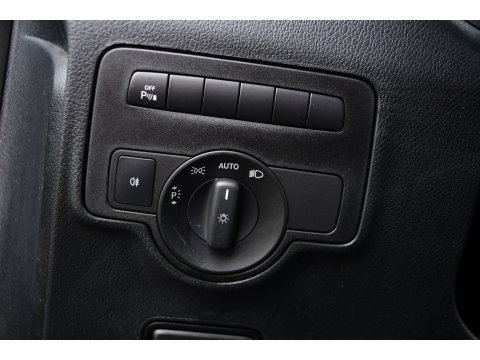 Mercedes-Benz Vito 116 CDI L2 PB Edition Camera, Cruise, Carplay, LED, 164pk, Automaat, Leder, Multimedia, Sensoren, Clima, Trekhaak, Uniek!