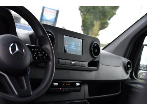 Mercedes-Benz Sprinter 314 2.2 CDI L2H2 RWD Black Edition Camera, Carplay, Sensoren, 143pk, Automaat, Trekhaak, 7'' Mbux, Uniek!