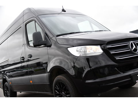 Mercedes-Benz Sprinter 314 2.2 CDI L2H2 RWD Black Edition Camera, Carplay, Sensoren, 143pk, Automaat, Trekhaak, 7'' Mbux, Uniek!