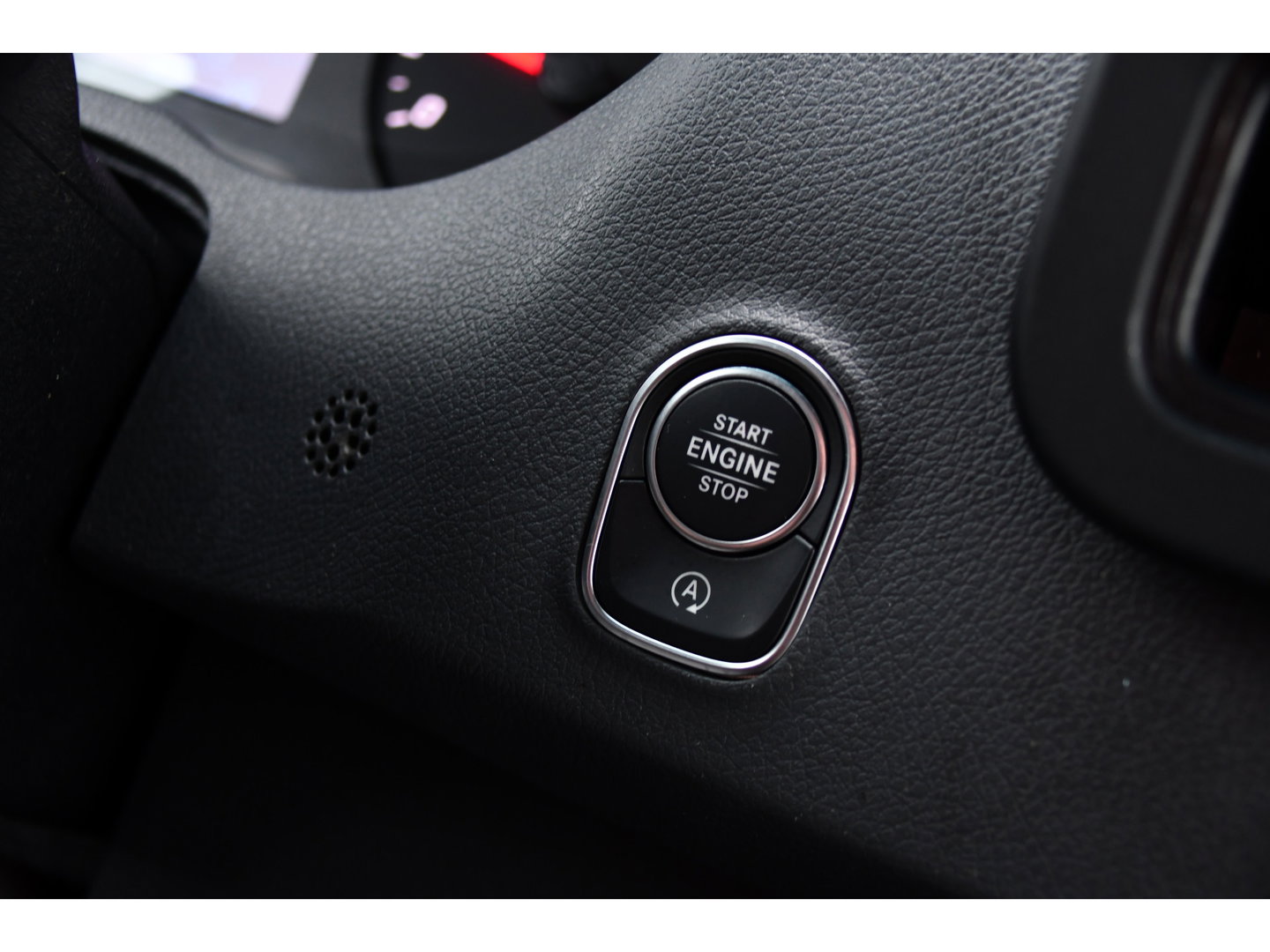 Mercedes-Benz Sprinter 314 2.2 CDI L2H2 RWD Black Edition Camera, Carplay, Sensoren, 143pk, Automaat, Trekhaak, 7'' Mbux, Uniek!